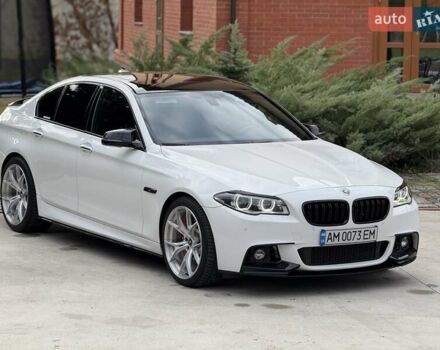 БМВ 5 Серия 2016 в Коростене на Automoto.ua Белый БМВ 5 Серия, объемом двигателя 2.99 л и пробегом 230 тыс. км за 25999 $, фото 11 на Automoto.ua
