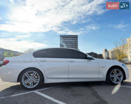 Белый БМВ 5 Серия, объемом двигателя 2 л и пробегом 141 тыс. км за 17200 $, фото 5 на Automoto.ua