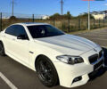 Белый БМВ 5 Серия, объемом двигателя 2 л и пробегом 149 тыс. км за 14000 $, фото 2 на Automoto.ua