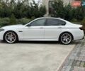 БМВ 5 Серия 2016 в Коростене на Automoto.ua Белый БМВ 5 Серия, объемом двигателя 2.99 л и пробегом 230 тыс. км за 25999 $, фото 5 на Automoto.ua
