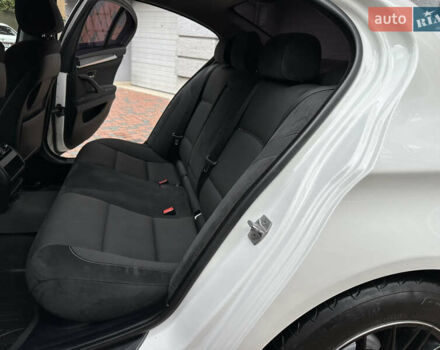 БМВ 5 Серия 2016 в Ивано-Франковске на Automoto.ua Белый БМВ 5 Серия, объемом двигателя 2 л и пробегом 230 тыс. км за 15450 $, фото 164 на Automoto.ua