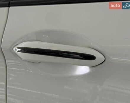 Білий БМВ 5 Серія, об'ємом двигуна 2 л та пробігом 173 тис. км за 21940 $, фото 8 на Automoto.ua