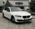 Белый БМВ 5 Серия, объемом двигателя 2 л и пробегом 130 тыс. км за 15500 $, фото 1 на Automoto.ua