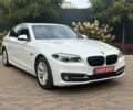 Белый БМВ 5 Серия, объемом двигателя 2 л и пробегом 172 тыс. км за 16800 $, фото 1 на Automoto.ua