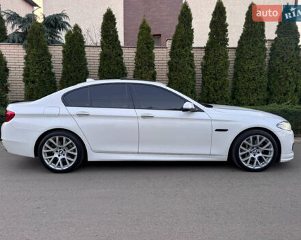 Білий БМВ 5 Серія, об'ємом двигуна 3 л та пробігом 155 тис. км за 17700 $, фото 12 на Automoto.ua