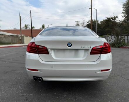Белый БМВ 5 Серия, объемом двигателя 2 л и пробегом 72 тыс. км за 9000 $, фото 5 на Automoto.ua