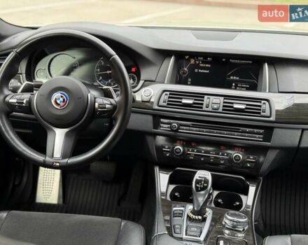 БМВ 5 Серия 2016 в Коростене на Automoto.ua Белый БМВ 5 Серия, объемом двигателя 2.99 л и пробегом 230 тыс. км за 25999 $, фото 26 на Automoto.ua
