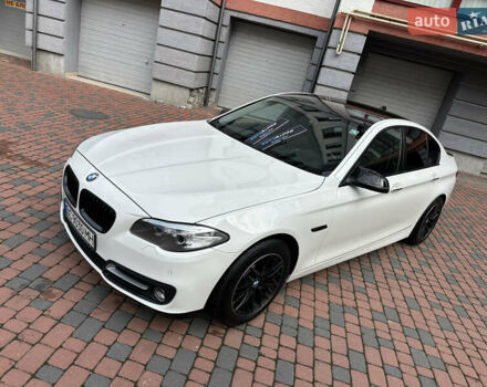 БМВ 5 Серия 2016 в Ивано-Франковске на Automoto.ua Белый БМВ 5 Серия, объемом двигателя 2 л и пробегом 230 тыс. км за 15450 $, фото 62 на Automoto.ua