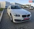 Белый БМВ 5 Серия, объемом двигателя 2 л и пробегом 150 тыс. км за 13900 $, фото 25 на Automoto.ua