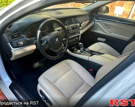 Білий БМВ 5 Серія, об'ємом двигуна 2 л та пробігом 111 тис. км за 20500 $, фото 5 на Automoto.ua