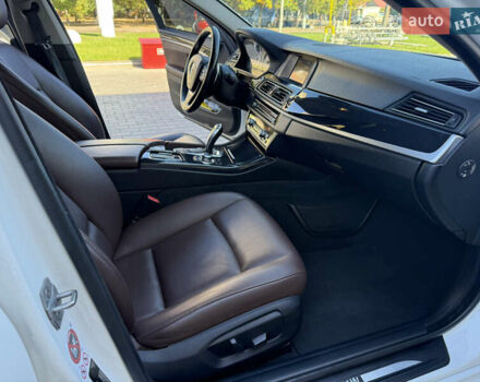 Белый БМВ 5 Серия, объемом двигателя 2 л и пробегом 148 тыс. км за 18800 $, фото 61 на Automoto.ua