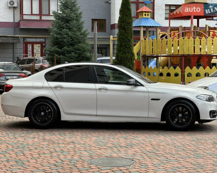 БМВ 5 Серия 2016 в Ивано-Франковске на Automoto.ua Белый БМВ 5 Серия, объемом двигателя 2 л и пробегом 230 тыс. км за 15450 $, фото 7 на Automoto.ua