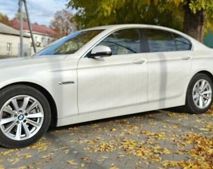 Білий БМВ 5 Серія, об'ємом двигуна 2 л та пробігом 24 тис. км за 23500 $, фото 4 на Automoto.ua