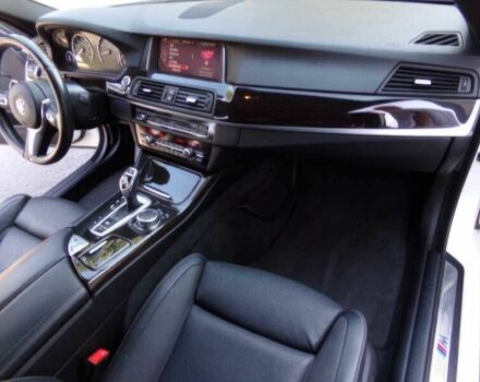 Белый БМВ 5 Серия, объемом двигателя 3 л и пробегом 74 тыс. км за 13400 $, фото 8 на Automoto.ua