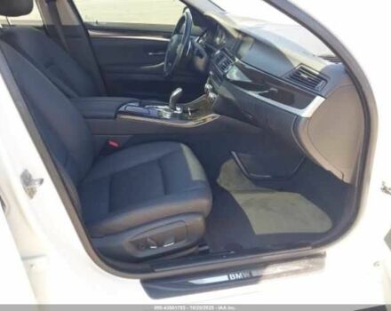 Белый БМВ 5 Серия, объемом двигателя 2 л и пробегом 67 тыс. км за 2100 $, фото 4 на Automoto.ua