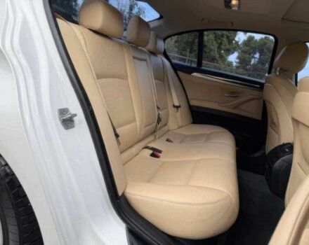 Белый БМВ 5 Серия, объемом двигателя 2 л и пробегом 99 тыс. км за 9000 $, фото 10 на Automoto.ua