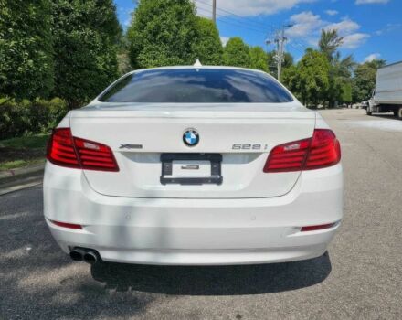 Белый БМВ 5 Серия, объемом двигателя 2 л и пробегом 78 тыс. км за 16800 $, фото 5 на Automoto.ua