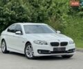 Белый БМВ 5 Серия, объемом двигателя 2 л и пробегом 150 тыс. км за 15500 $, фото 1 на Automoto.ua