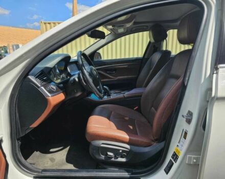 Белый БМВ 5 Серия, объемом двигателя 2 л и пробегом 78 тыс. км за 16800 $, фото 7 на Automoto.ua