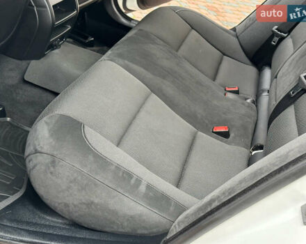 БМВ 5 Серия 2016 в Ивано-Франковске на Automoto.ua Белый БМВ 5 Серия, объемом двигателя 2 л и пробегом 230 тыс. км за 15450 $, фото 169 на Automoto.ua