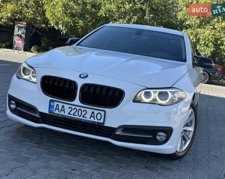 Белый БМВ 5 Серия, объемом двигателя 2 л и пробегом 148 тыс. км за 18800 $, фото 12 на Automoto.ua