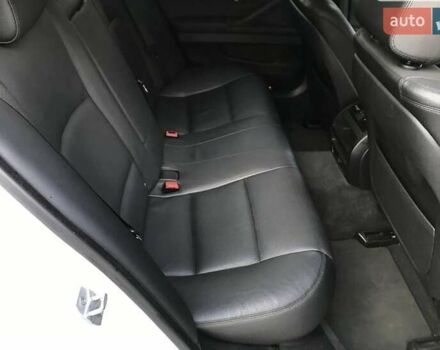 Білий БМВ 5 Серія, об'ємом двигуна 2 л та пробігом 132 тис. км за 16300 $, фото 11 на Automoto.ua