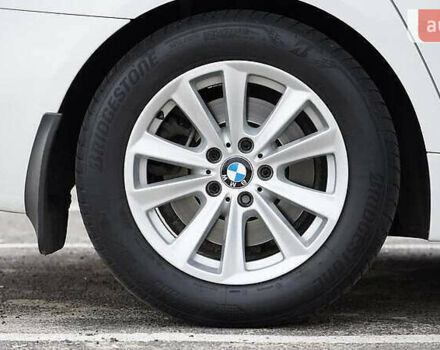 Белый БМВ 5 Серия, объемом двигателя 2 л и пробегом 172 тыс. км за 16700 $, фото 13 на Automoto.ua