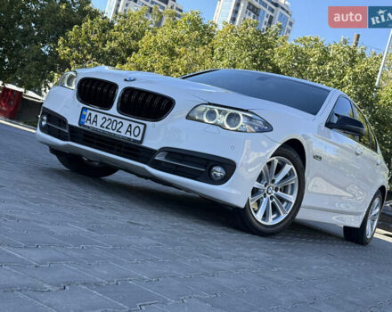 Белый БМВ 5 Серия, объемом двигателя 2 л и пробегом 148 тыс. км за 18800 $, фото 15 на Automoto.ua