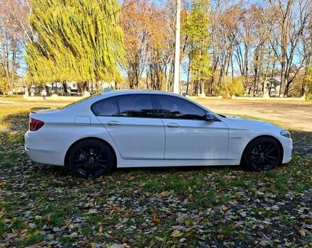 БМВ 5 Серия 2016 в Тернополе на Automoto.ua Белый БМВ 5 Серия, объемом двигателя 2 л и пробегом 104 тыс. км за 17000 $, фото 2 на Automoto.ua