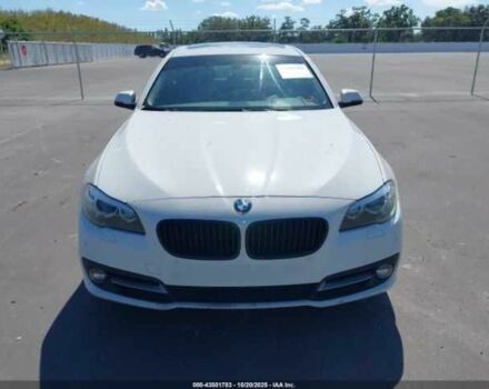 Белый БМВ 5 Серия, объемом двигателя 2 л и пробегом 67 тыс. км за 2100 $, фото 11 на Automoto.ua