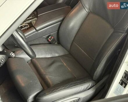 Білий БМВ 5 Серія, об'ємом двигуна 2 л та пробігом 173 тис. км за 21940 $, фото 24 на Automoto.ua