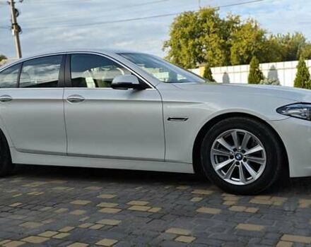 Білий БМВ 5 Серія, об'ємом двигуна 2 л та пробігом 24 тис. км за 23500 $, фото 19 на Automoto.ua