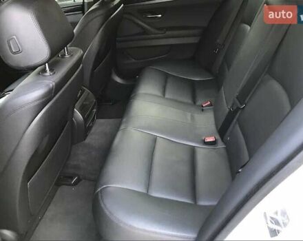 Белый БМВ 5 Серия, объемом двигателя 2 л и пробегом 132 тыс. км за 17300 $, фото 10 на Automoto.ua