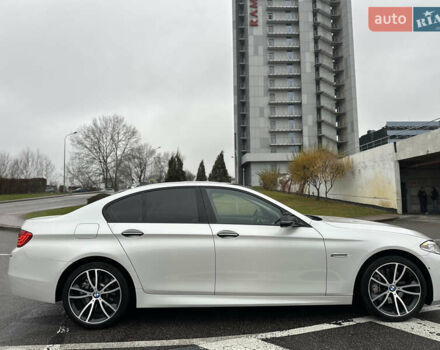 Белый БМВ 5 Серия, объемом двигателя 3 л и пробегом 156 тыс. км за 20499 $, фото 16 на Automoto.ua