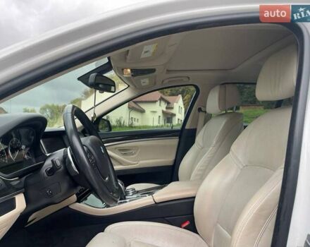 БМВ 5 Серия 2016 в Львове на Automoto.ua Белый БМВ 5 Серия, объемом двигателя 2.98 л и пробегом 167 тыс. км за 18300 $, фото 8 на Automoto.ua
