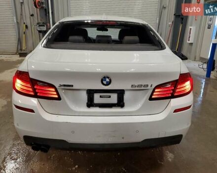 Белый БМВ 5 Серия, объемом двигателя 2 л и пробегом 84 тыс. км за 2600 $, фото 5 на Automoto.ua