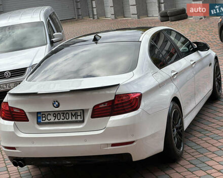 Белый БМВ 5 Серия, объемом двигателя 2 л и пробегом 260 тыс. км за 18950 $, фото 1 на Automoto.ua
