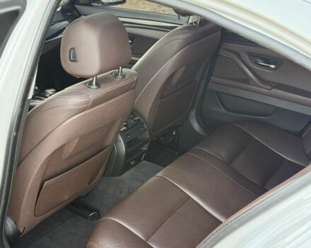 Белый БМВ 5 Серия, объемом двигателя 3 л и пробегом 173 тыс. км за 16000 $, фото 6 на Automoto.ua