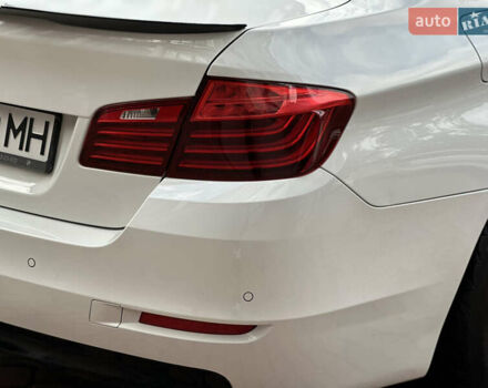 БМВ 5 Серия 2016 в Ивано-Франковске на Automoto.ua Белый БМВ 5 Серия, объемом двигателя 2 л и пробегом 230 тыс. км за 15450 $, фото 39 на Automoto.ua