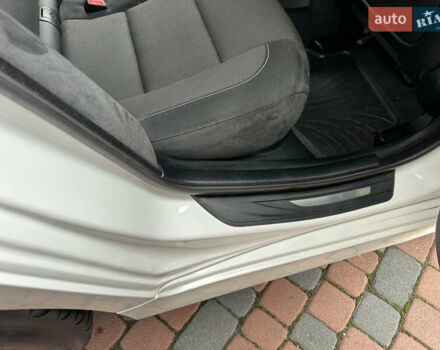 БМВ 5 Серия 2016 в Ивано-Франковске на Automoto.ua Белый БМВ 5 Серия, объемом двигателя 2 л и пробегом 230 тыс. км за 15450 $, фото 179 на Automoto.ua