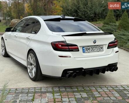 БМВ 5 Серия 2016 в Коростене на Automoto.ua Белый БМВ 5 Серия, объемом двигателя 2.99 л и пробегом 230 тыс. км за 25999 $, фото 4 на Automoto.ua