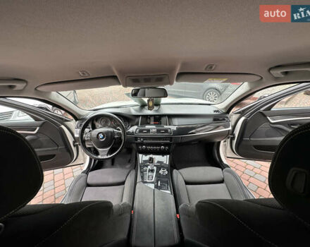 БМВ 5 Серия 2016 в Ивано-Франковске на Automoto.ua Белый БМВ 5 Серия, объемом двигателя 2 л и пробегом 230 тыс. км за 15450 $, фото 144 на Automoto.ua
