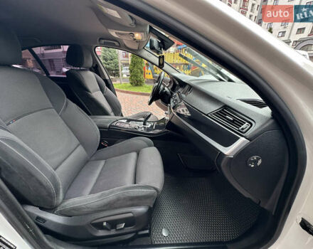 БМВ 5 Серия 2016 в Ивано-Франковске на Automoto.ua Белый БМВ 5 Серия, объемом двигателя 2 л и пробегом 230 тыс. км за 15450 $, фото 160 на Automoto.ua