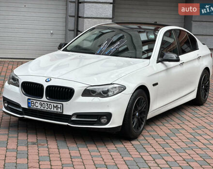 БМВ 5 Серия 2016 в Ивано-Франковске на Automoto.ua Белый БМВ 5 Серия, объемом двигателя 2 л и пробегом 230 тыс. км за 15450 $, фото 4 на Automoto.ua
