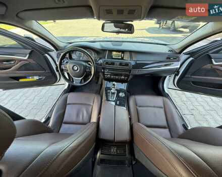 Белый БМВ 5 Серия, объемом двигателя 2 л и пробегом 148 тыс. км за 18800 $, фото 2 на Automoto.ua