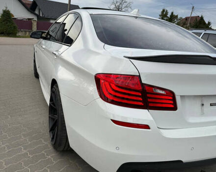 Білий БМВ 5 Серія, об'ємом двигуна 3 л та пробігом 179 тис. км за 18200 $, фото 12 на Automoto.ua