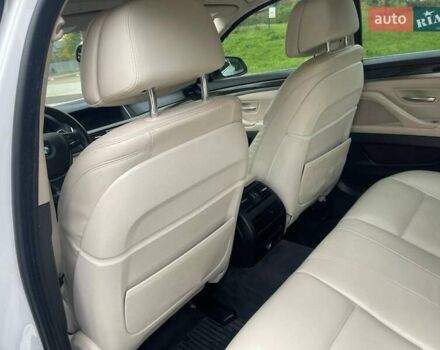 БМВ 5 Серия 2016 в Львове на Automoto.ua Белый БМВ 5 Серия, объемом двигателя 2.98 л и пробегом 167 тыс. км за 18300 $, фото 13 на Automoto.ua