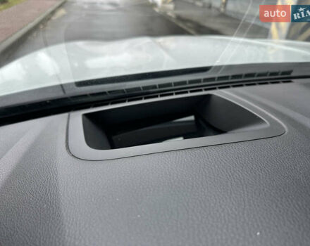 Белый БМВ 5 Серия, объемом двигателя 3 л и пробегом 156 тыс. км за 20499 $, фото 69 на Automoto.ua