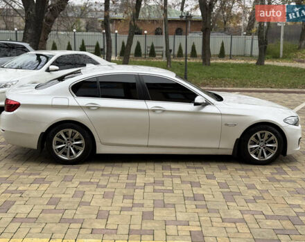Белый БМВ 5 Серия, объемом двигателя 2 л и пробегом 110 тыс. км за 21000 $, фото 8 на Automoto.ua