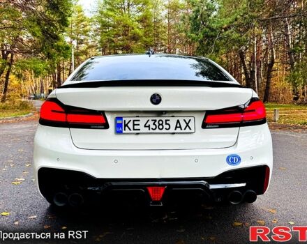 Белый БМВ 5 Серия, объемом двигателя 2 л и пробегом 280 тыс. км за 23500 $, фото 4 на Automoto.ua